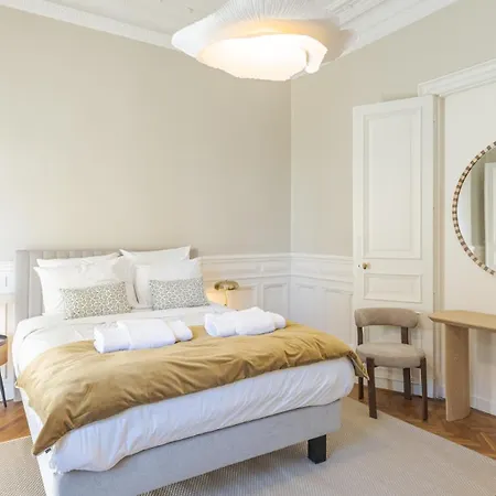 Appartement Héritage 11 - Hypercentre - 4 Pers